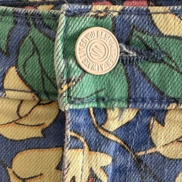 Mother The Hustler Patch Pocket Ankle in Fresh Blooms - Picture 8 of 11